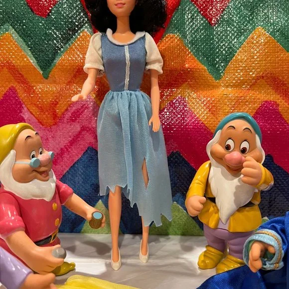 90’s Mattel Snow White Doll & Vintage Disney Vinyl Dwarfs